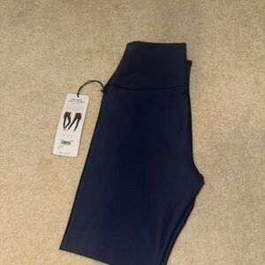 Alo high waist air lift legging